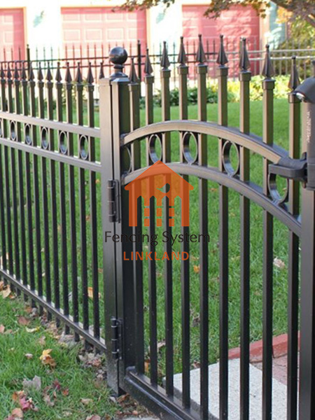 Check Out These Interesting Steel Picket Fence Designs